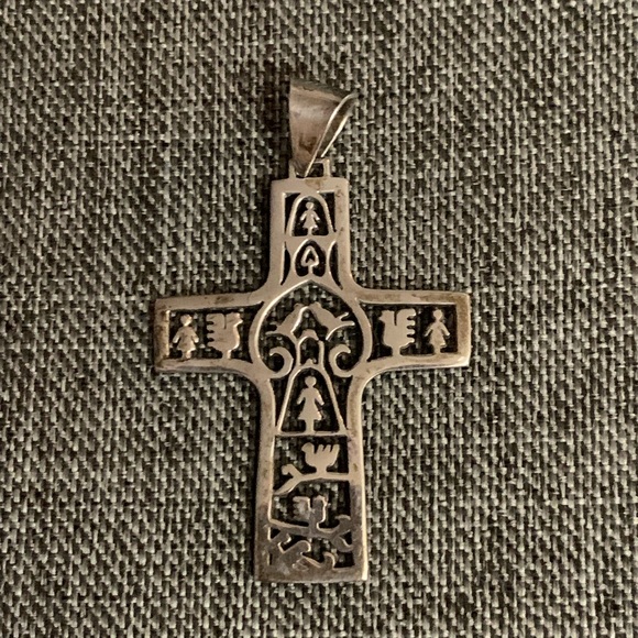 ✝️ TREE OF LIFE CROSS PENDANT ✝️ - Picture 5 of 5